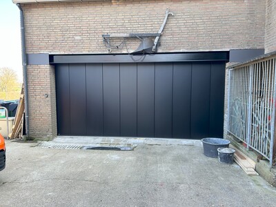 Zijwaartse garagedeur XXL